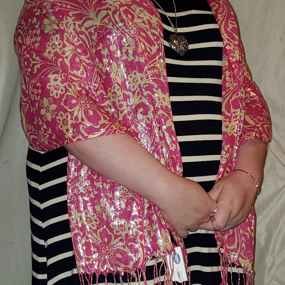 Pashmina/scarf/shaw - Picture 6 of 8